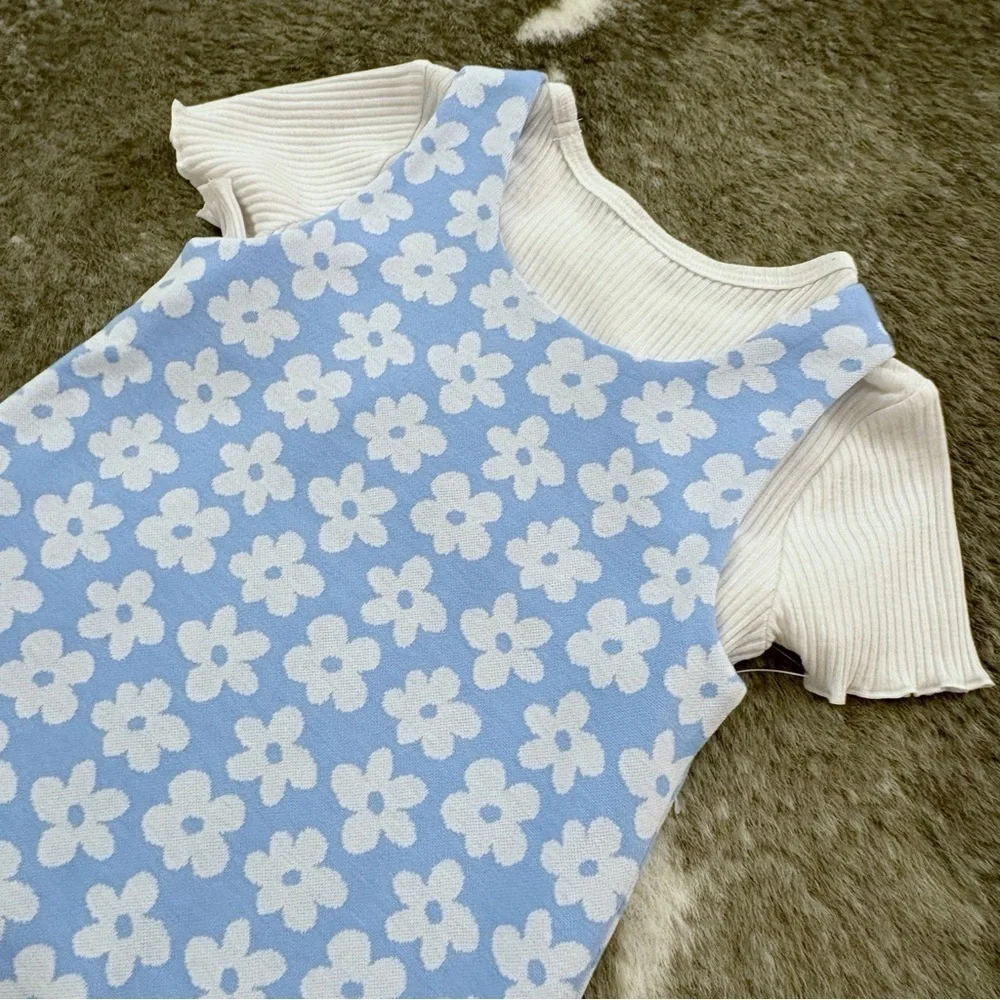 NWOT Floral Sleeveless Pocket Dress